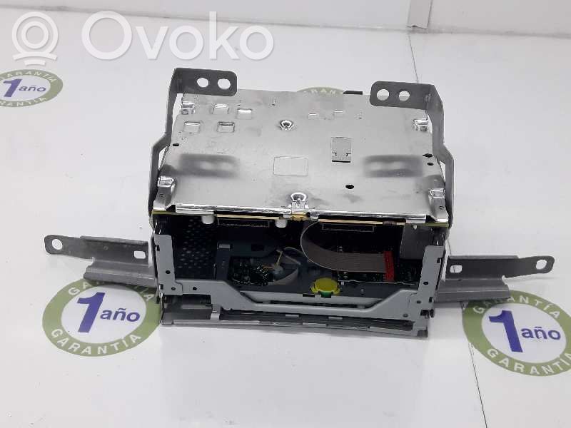 Nissan Qashqai Panel / Radioodtwarzacz CD/DVD/GPS 