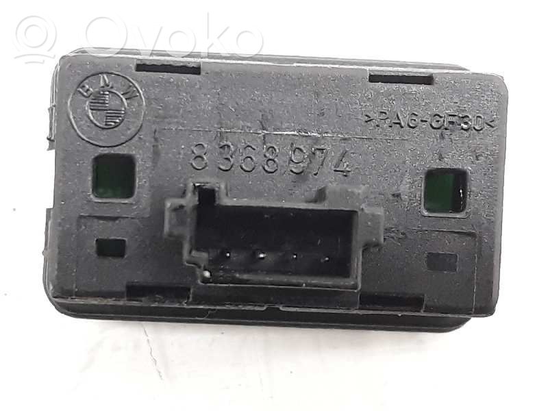 Electric window control switch   61318368974,8368974