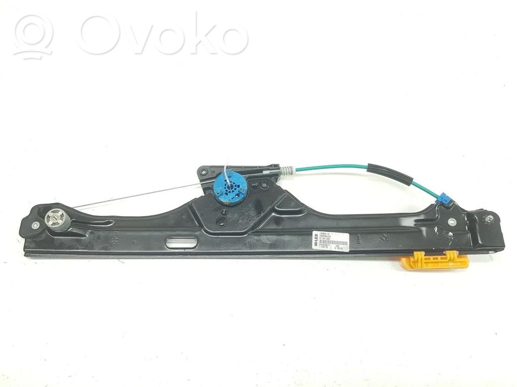 BMW 2 Active Tourer U06 Elektryczny podnośnik szyby drzwi przednich 