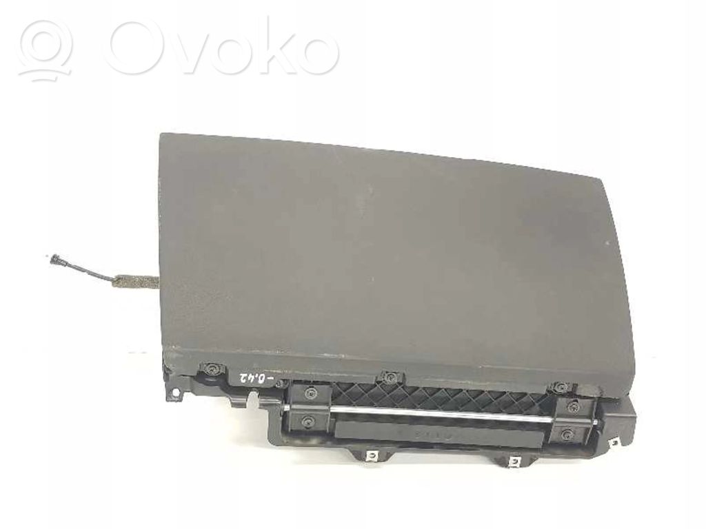 BMW 1 E81 E87 Glove box 