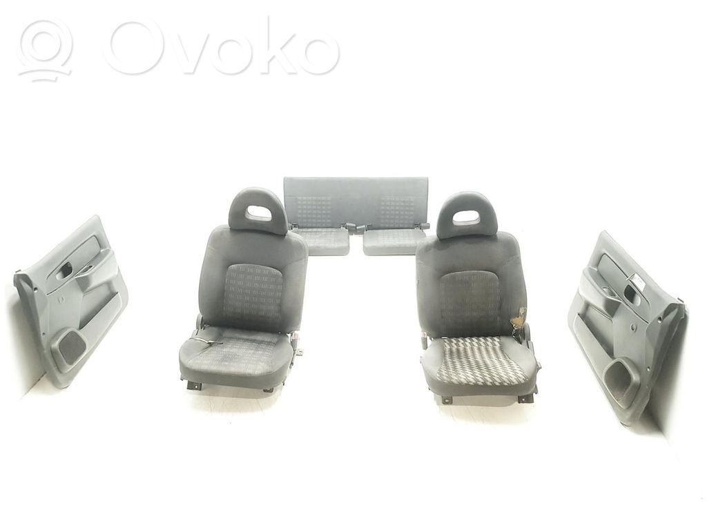 Mitsubishi L200 Kit siège 
