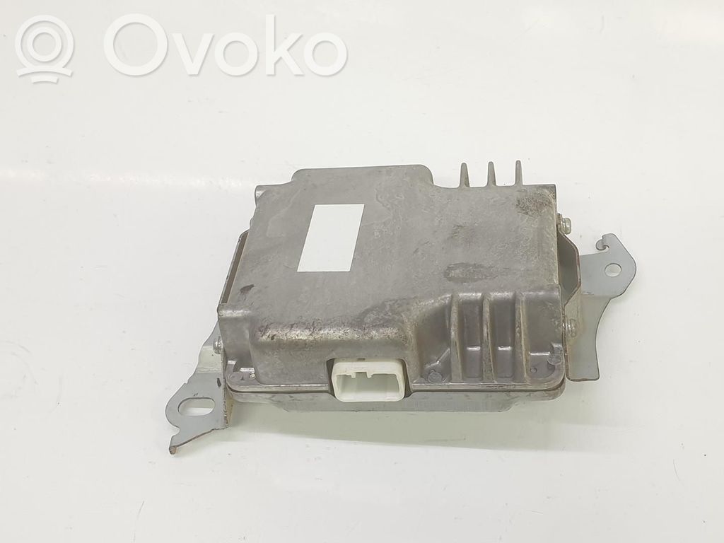 Toyota Land Cruiser (J200) Sonstige Steuergeräte / Module 