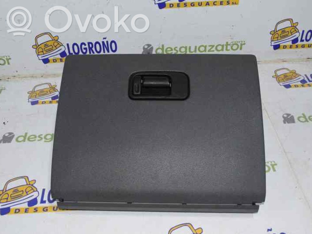 Daiktadėžė   2T14V06010AB
