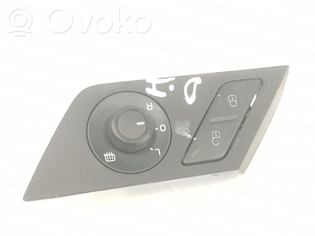 Volkswagen Caddy Wing mirror switch 