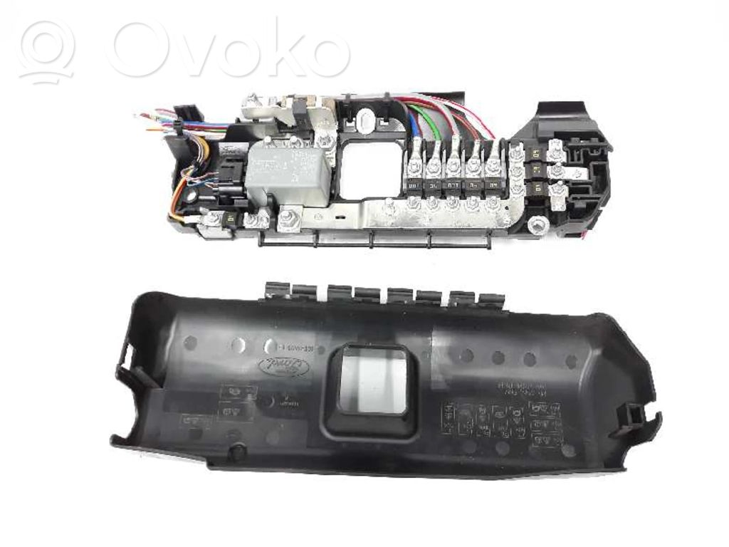 Módulo de fusible   6C1114A067E,6C1114A067E