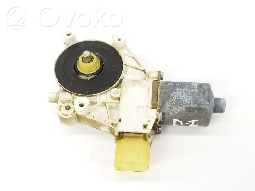 BMW 1 E81 E87 Silnik regulatora szyby drzwi przednich 