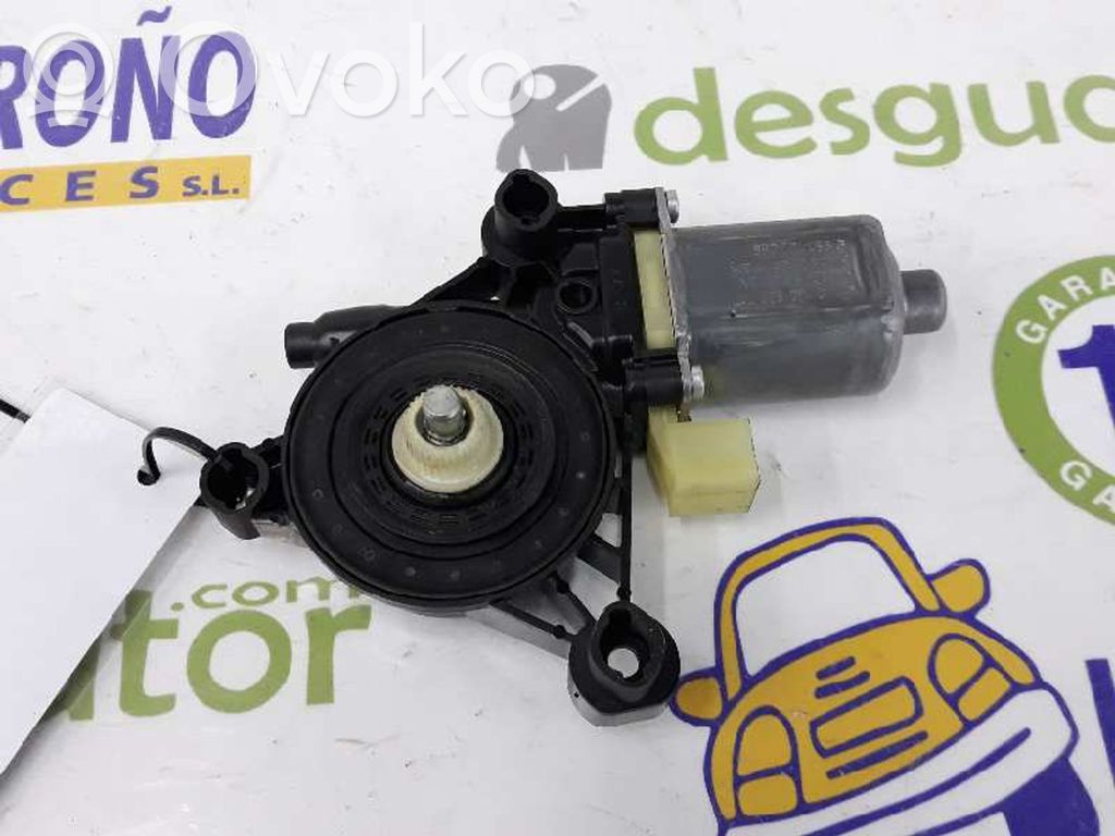 Volkswagen Golf VII Priekinio lango pakelėjo varikliukas 