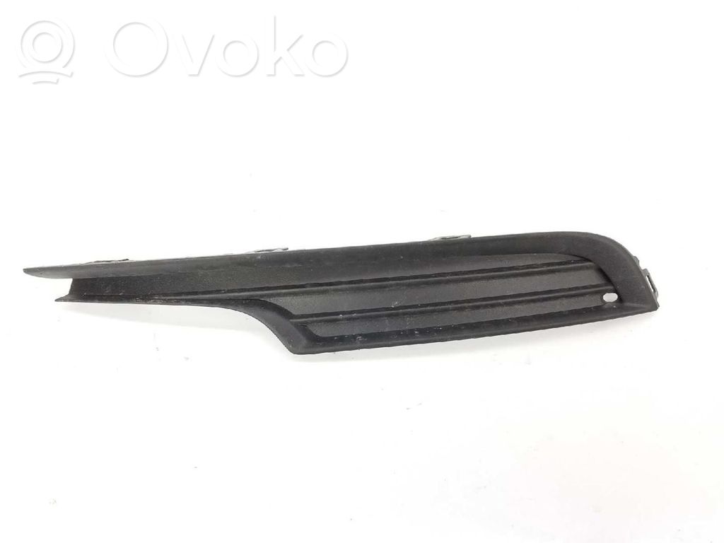 Volkswagen Golf VII Mascherina inferiore del paraurti anteriore