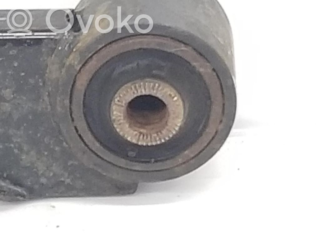 Nissan Navara D23 Wahacz tylny 