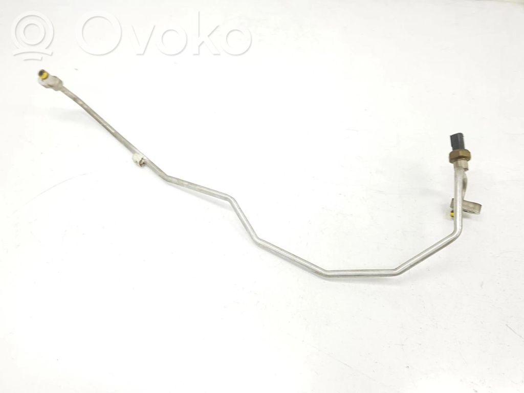 BMW Z4 E85 E86 Ilmastointilaitteen putki (A/C) 