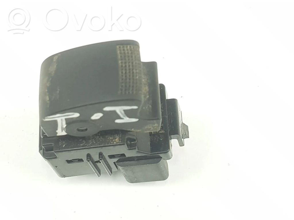 Isuzu N Series Electric window control switch 