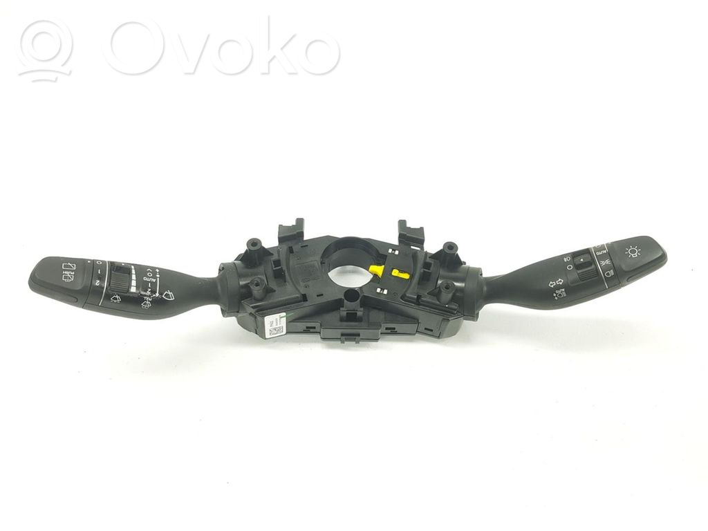 Hyundai i30 Steering wheel buttons/switches 