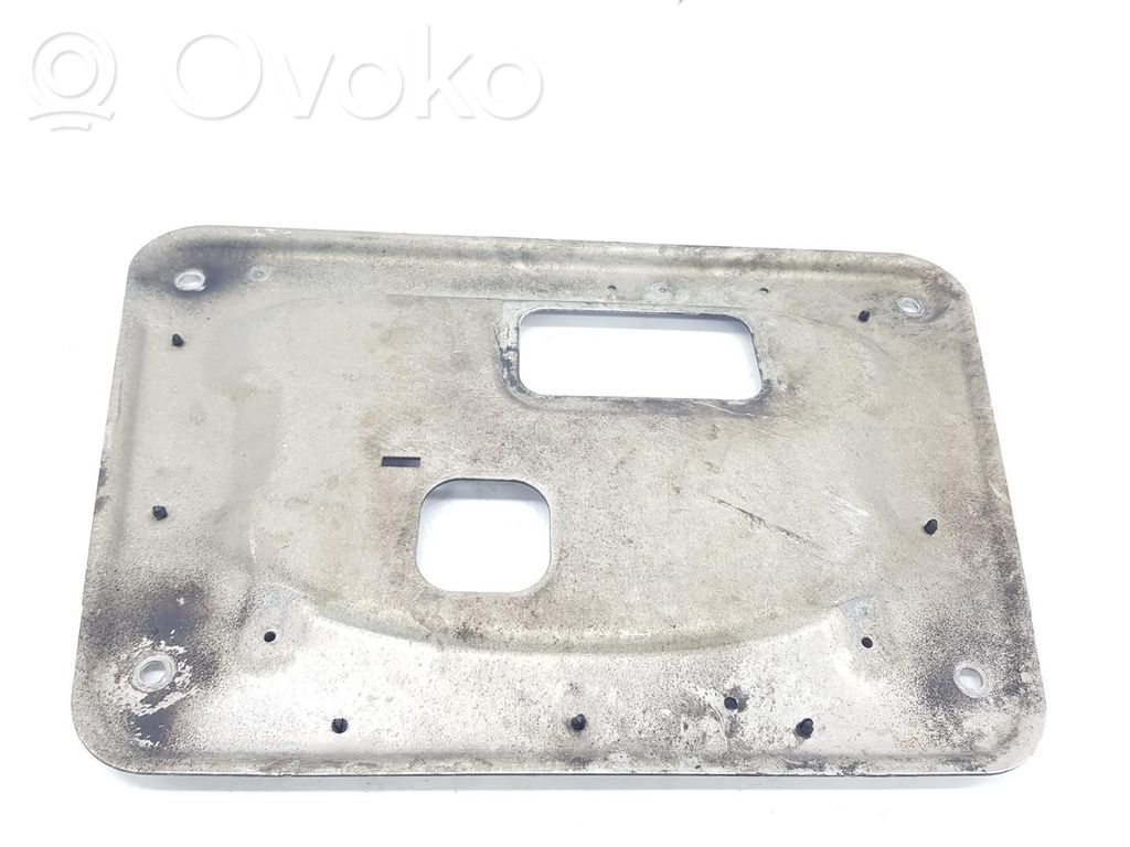 Placa protectora/protector antisalpicaduras motor   31103415148,3415148