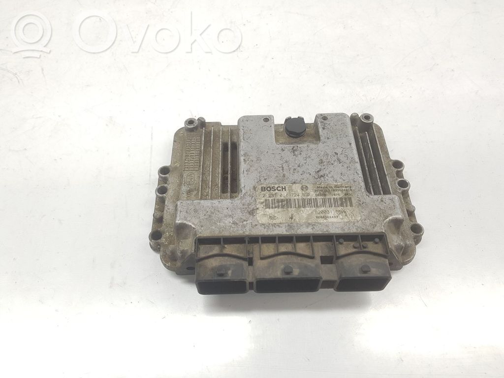 Unidad de control/módulo del motor   8200444586