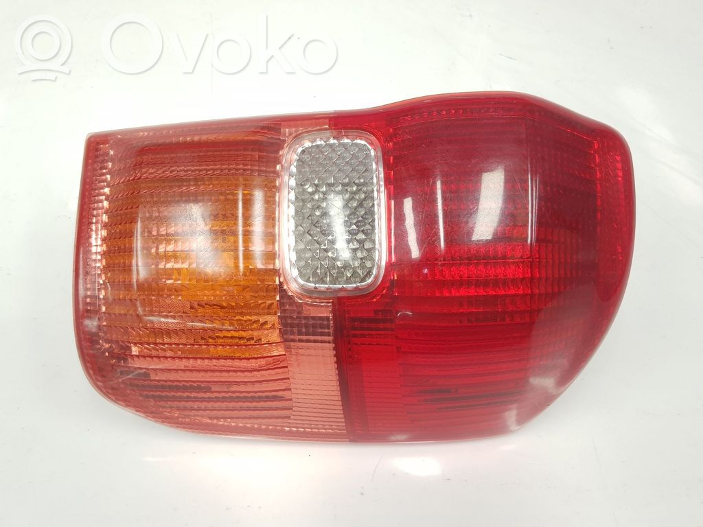 Toyota RAV 4 (XA20) Luci posteriori