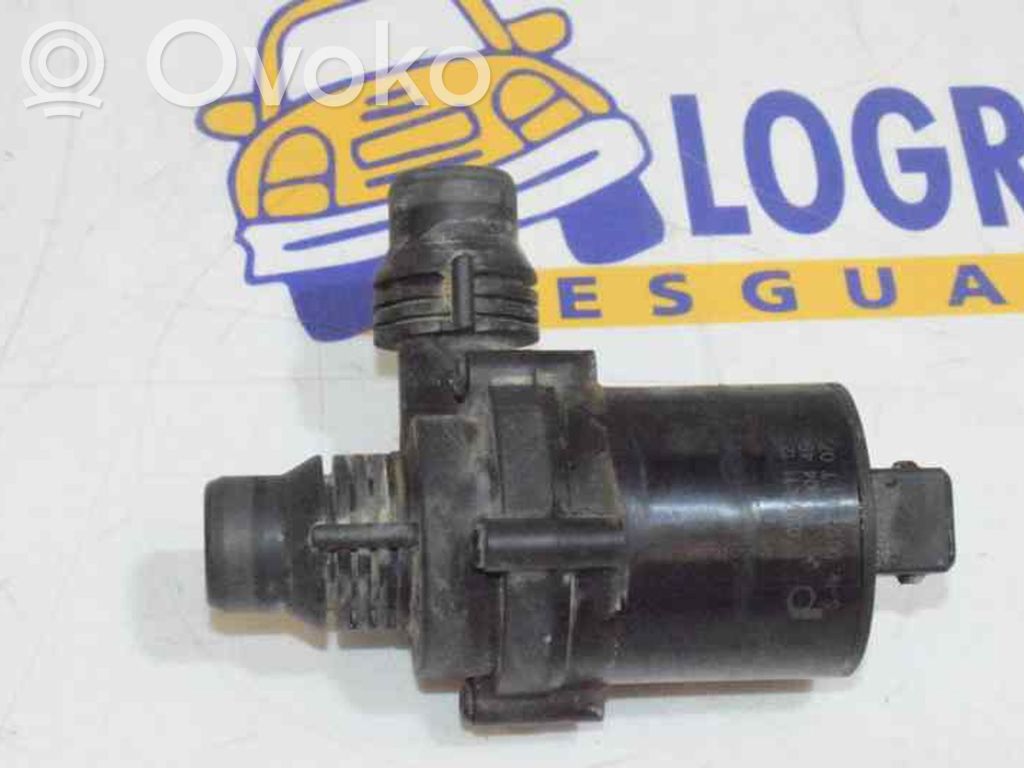 BMW X5 E53 Pompe à eau de liquide de refroidissement 