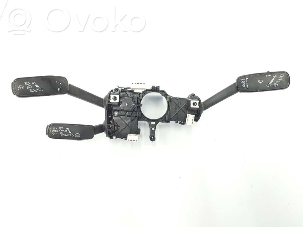 Seat Ateca Interruptores/botones de la columna de dirección 