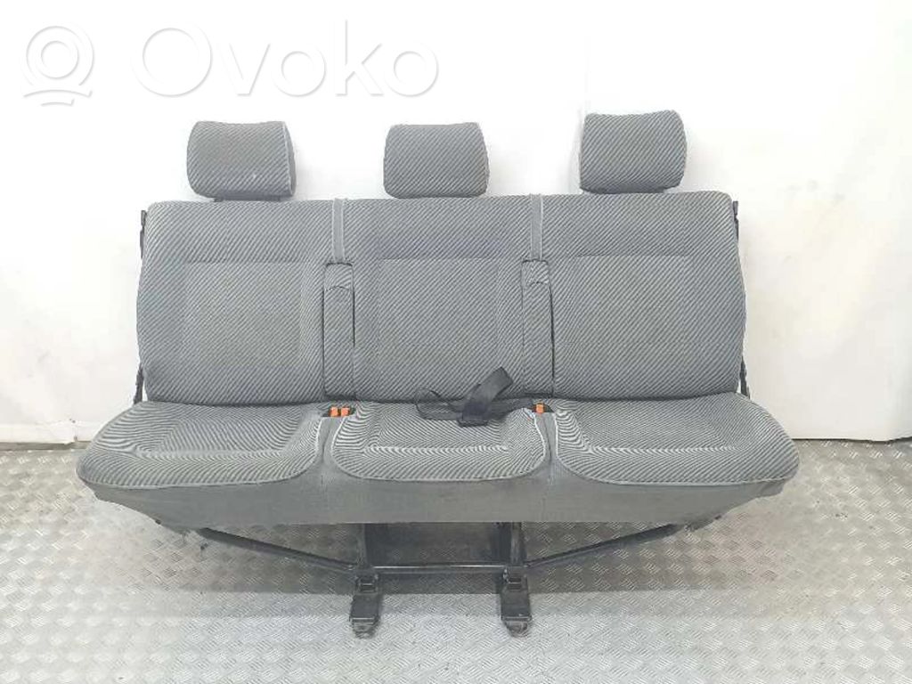 Volkswagen Transporter - Caravelle T4 Second row seats 