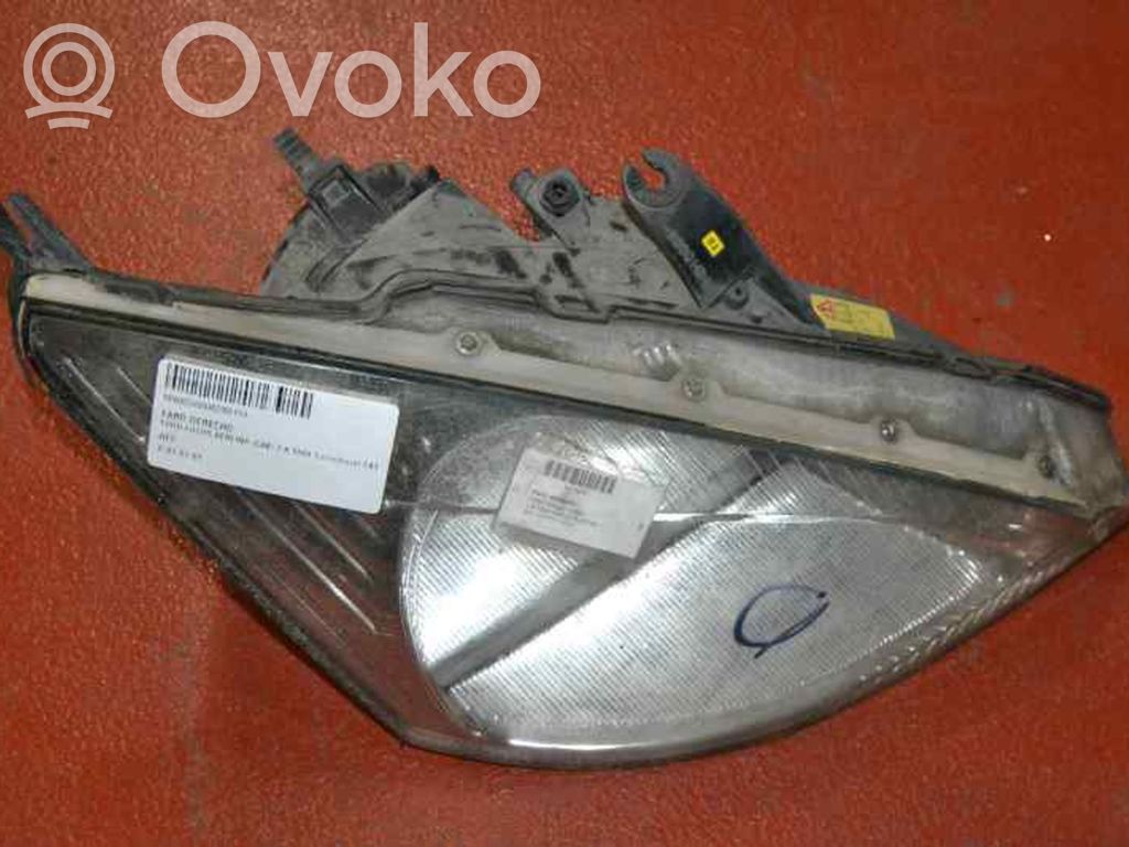 Ford Focus Priekinis žibintas 