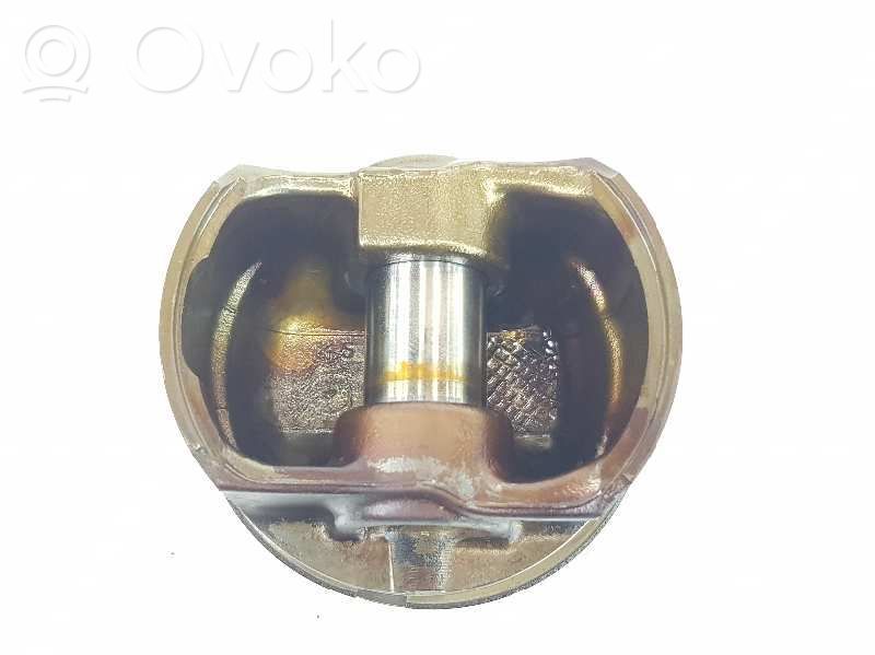 BMW 3 E46 Piston 