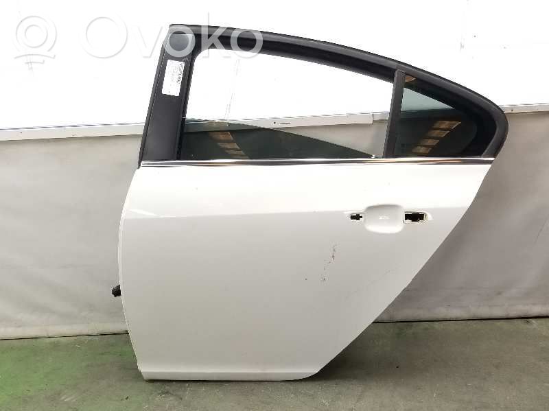 Opel Insignia A Takaovi 