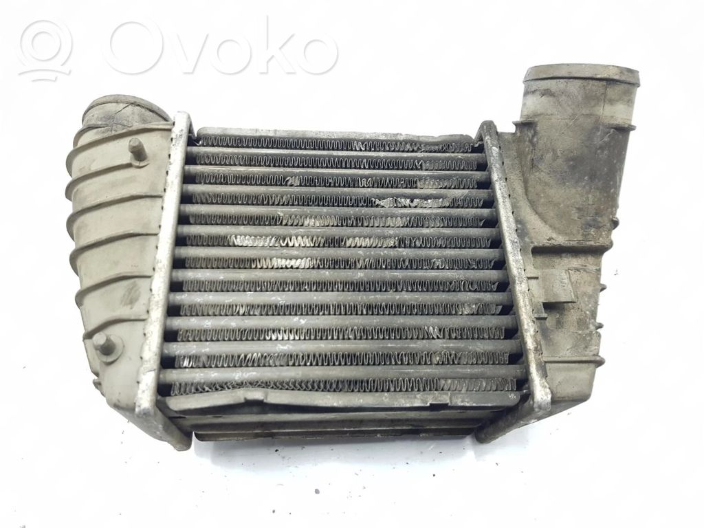 Audi TT Mk1 Interkūlerio radiatorius 