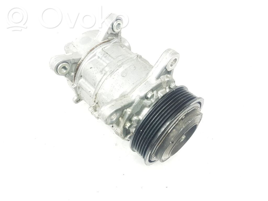 BMW 3 F30 F35 F31 Ilmastointilaitteen kompressorin pumppu (A/C)