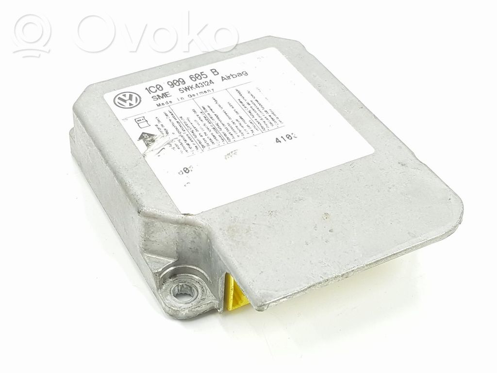 Volkswagen PASSAT B5 Unitate/modul de comandă airbaguri 