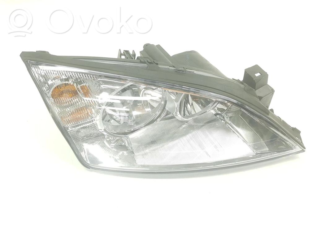 Ford Mondeo Mk III Lampa przednia 