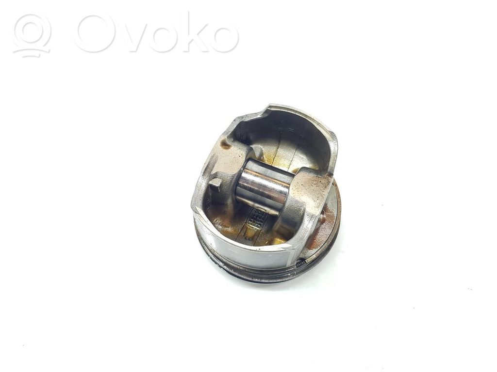 Mazda CX-5 Piston 