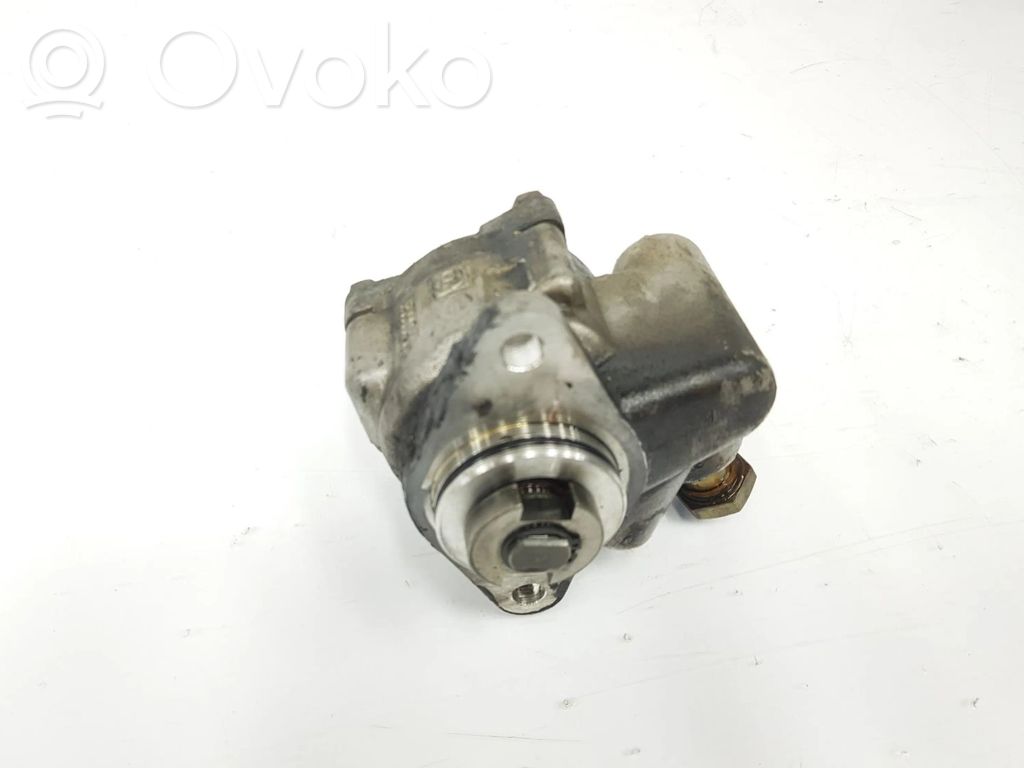 Iveco Daily 3rd gen Power steering pump 