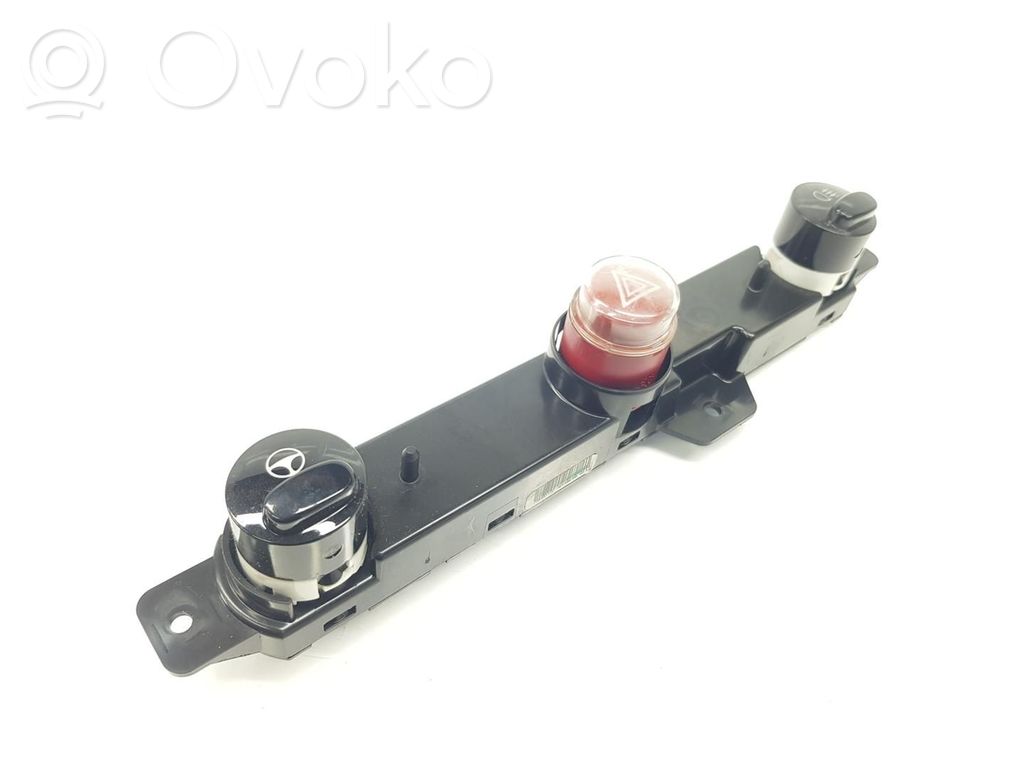 Fiat 500 Botón interruptor de luz de peligro 