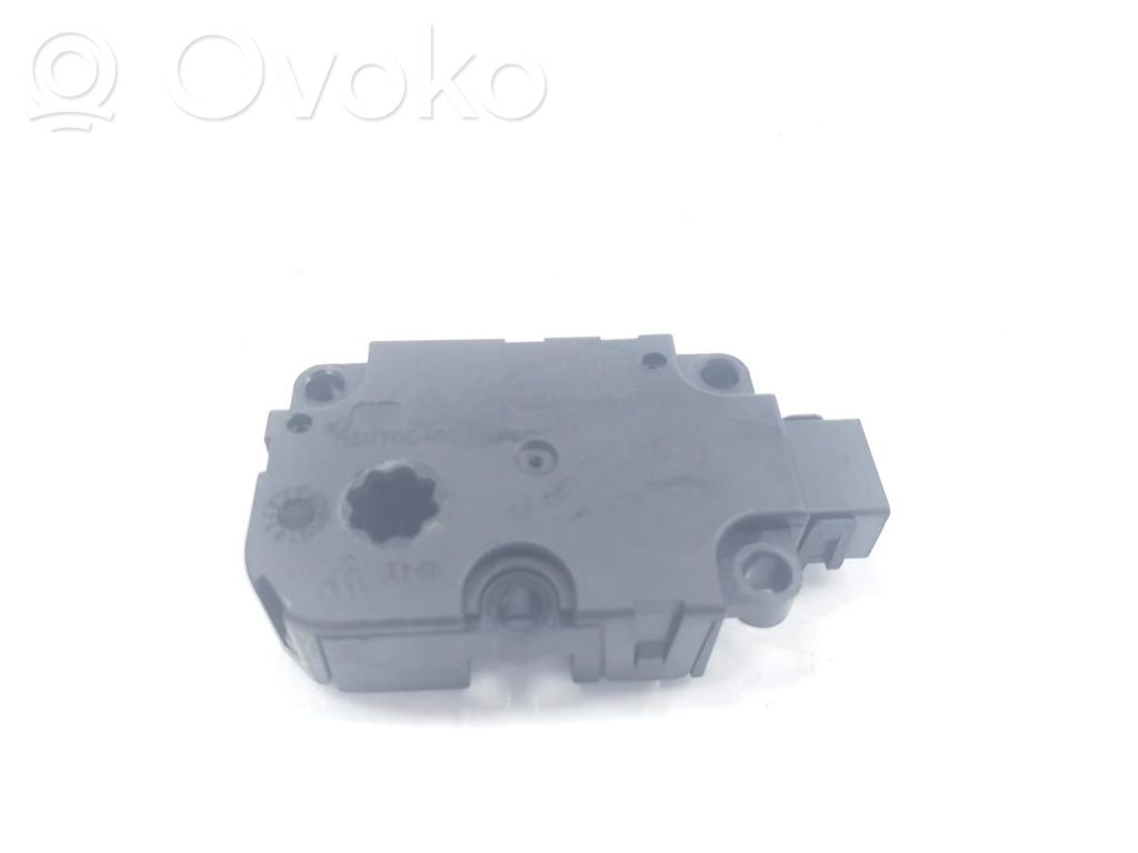 Mercedes-Benz C W205 Motor/actuator clapetă aer 