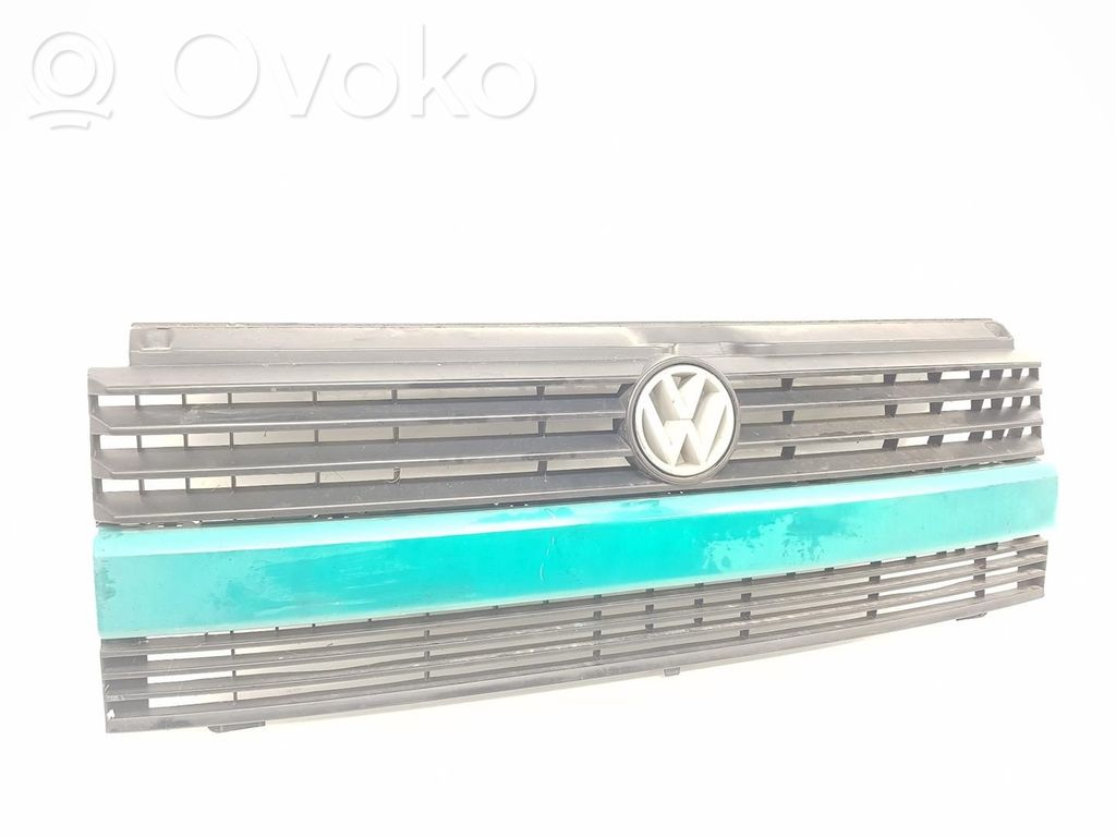Volkswagen Transporter - Caravelle T4 Etusäleikkö