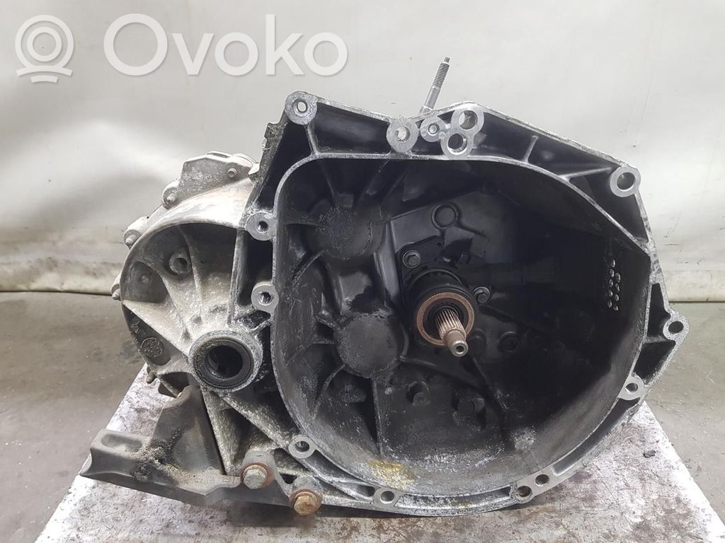 Peugeot 5008 Cutie viteze manuală cu 5 trepte 