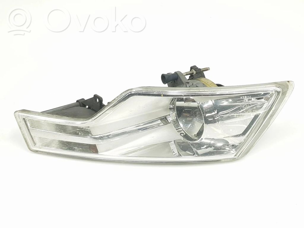 Etusumuvalo   27156200,6206J4