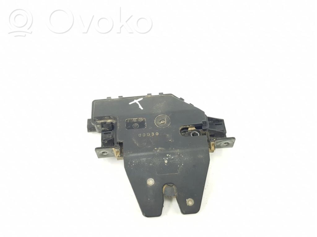Tailgate lock latch   8196401,51247840617
