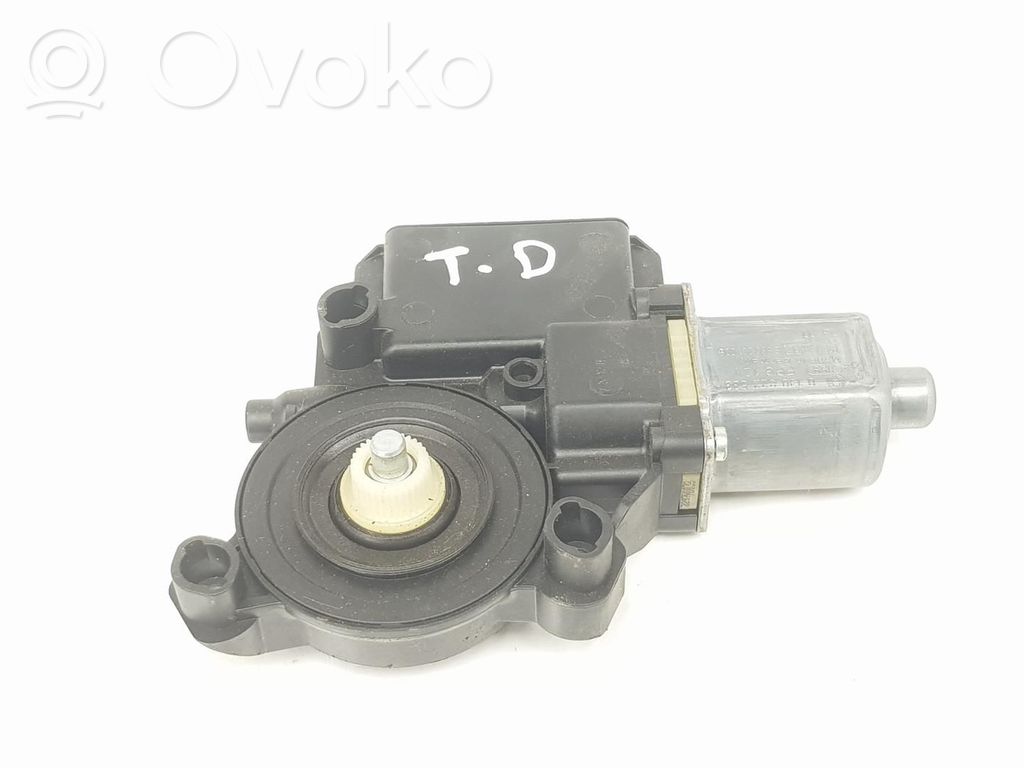 Volkswagen Polo V 6R Motor macara geam ușă spate 