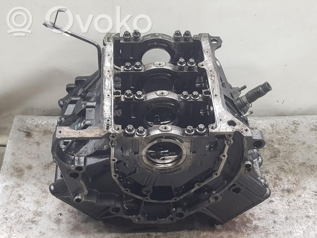 Audi A6 S6 C5 4B Engine block 