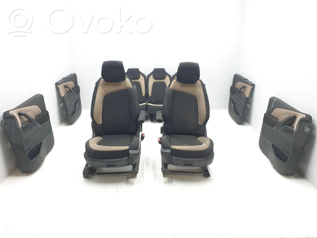 Citroen C4 Grand Picasso Set sedili 