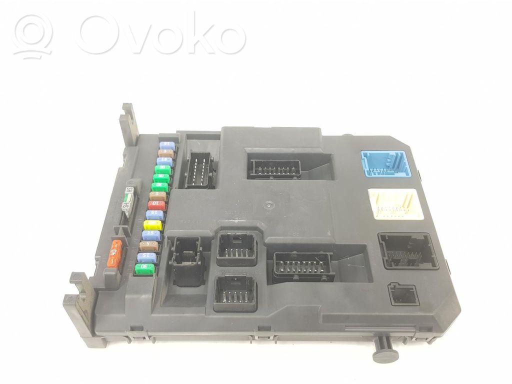 Citroen C3 Picasso Fuse module 