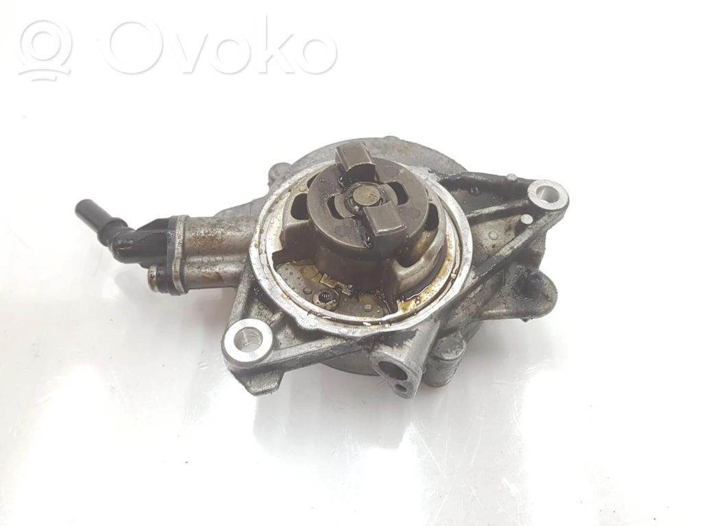Mini Cooper Countryman R60 Vacuum pump 