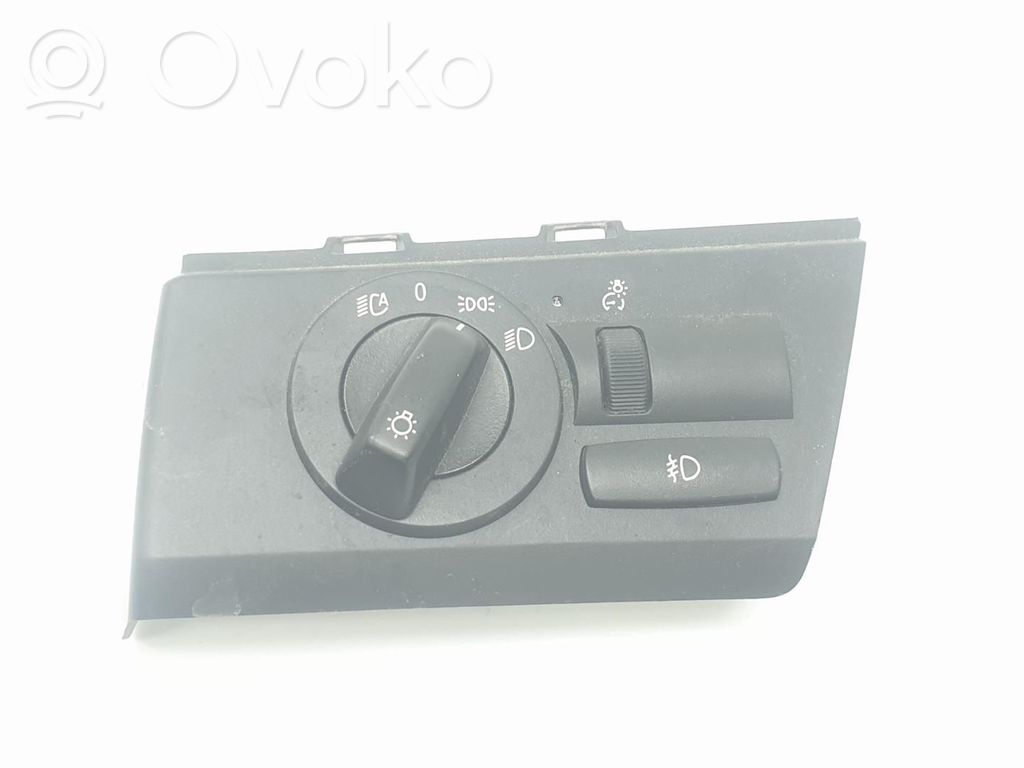 Light switch   3415112,61313415112