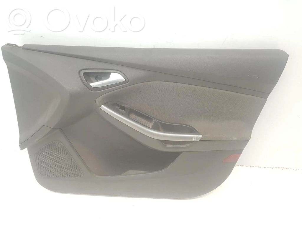 Ford Focus Boczki / Poszycie drzwi przednich 