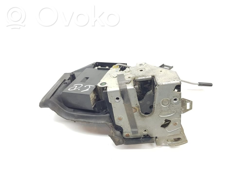 BMW 5 E39 Front door lock 