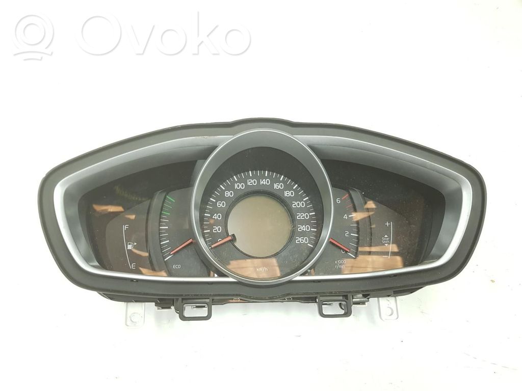Volvo V40 Cross country Vitezometru (grup de instrumente) 
