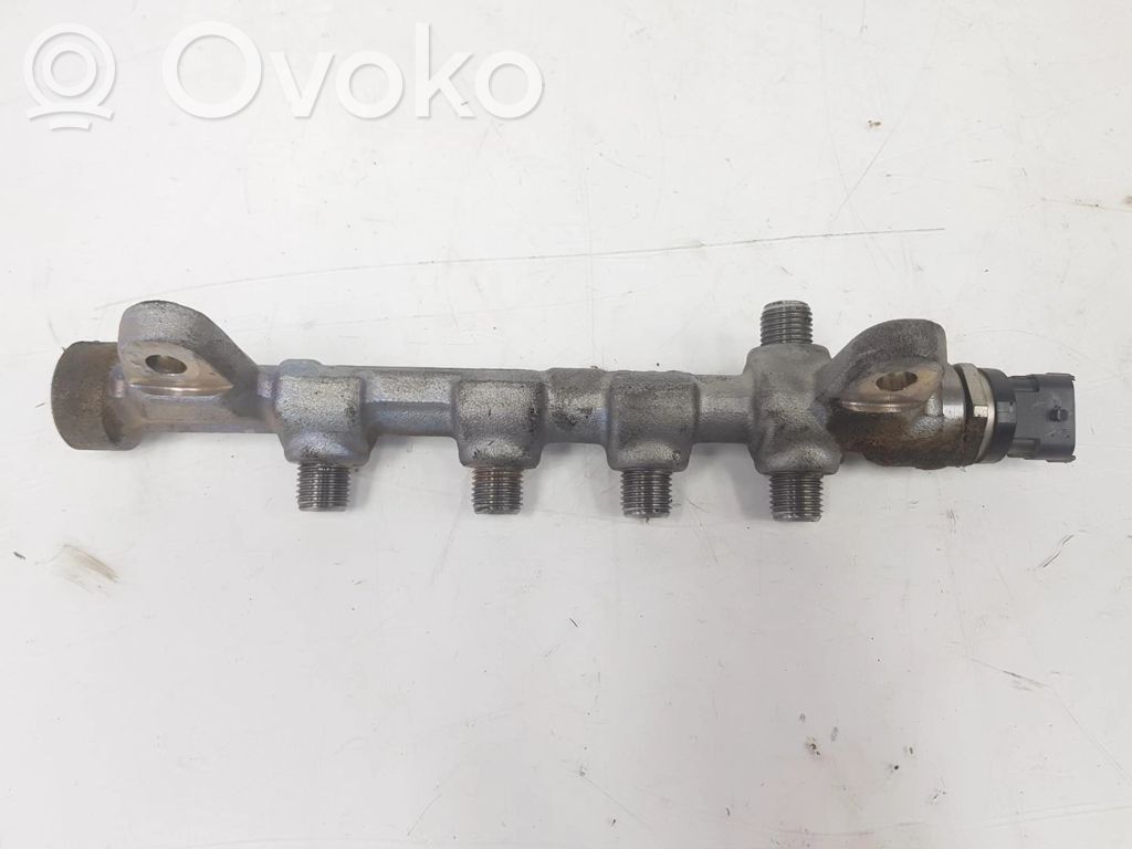 Suzuki SX4 Tuyau de conduite principale de carburant 