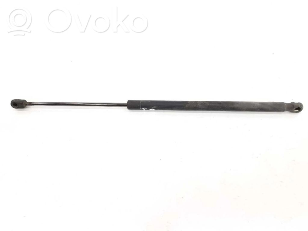 Amortyzator klapy tylnej bagażnika   LR002104,LR002104