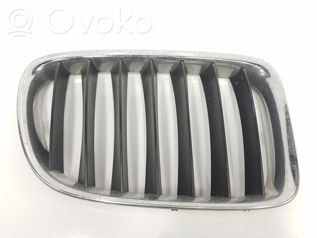 Rejilla delantera   51112993308,2993308