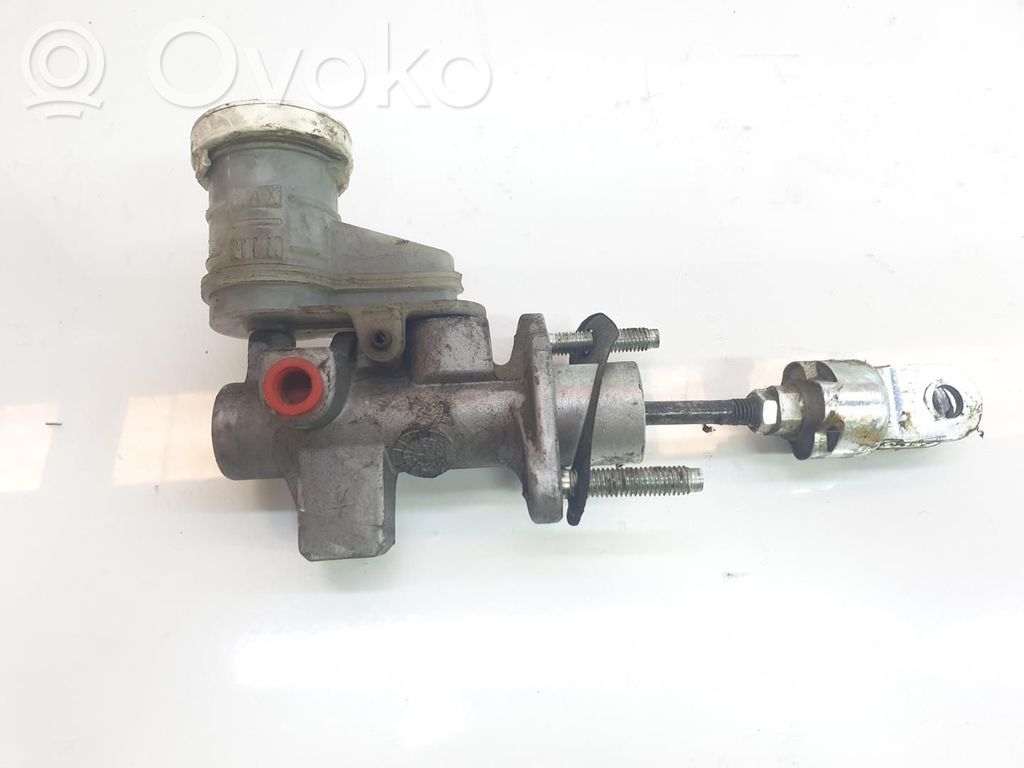 Kytkimen pääsylinteri   MR995034,MR995034